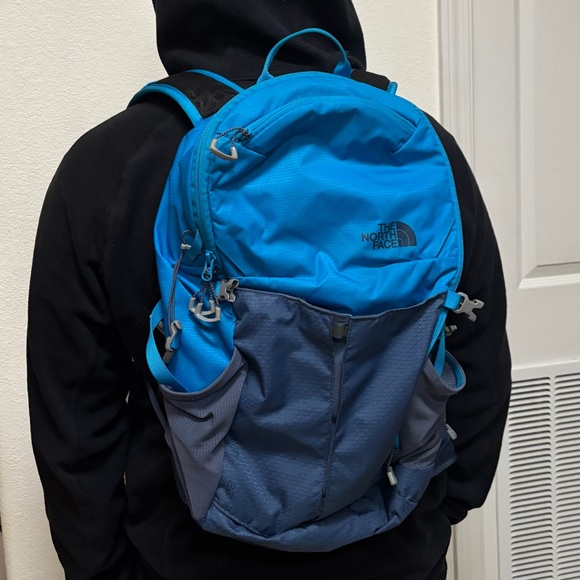 The North Face hiking camping backpacking backpack The North Face woman’s S/M - Picture 12 of 16